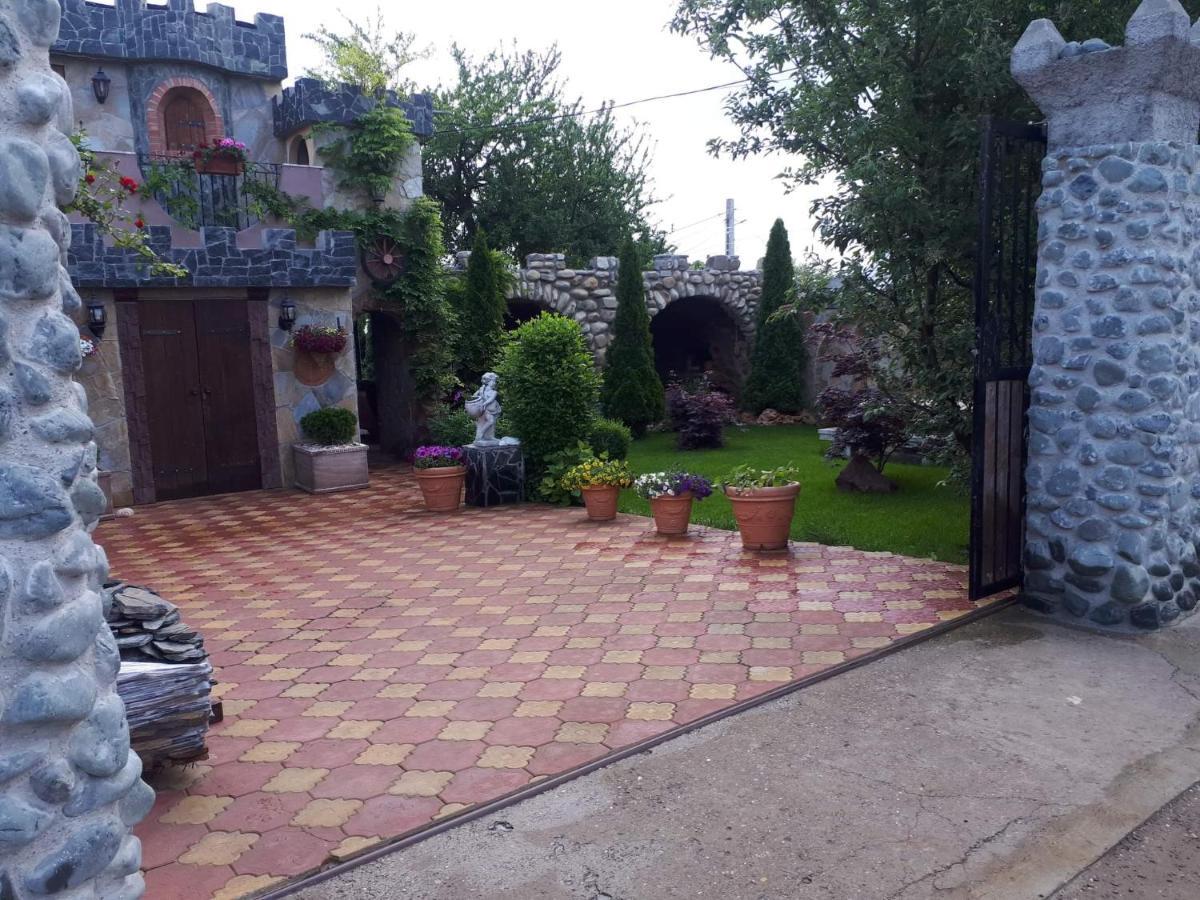 فيلا Ciurbestiفي Castel المظهر الخارجي الصورة